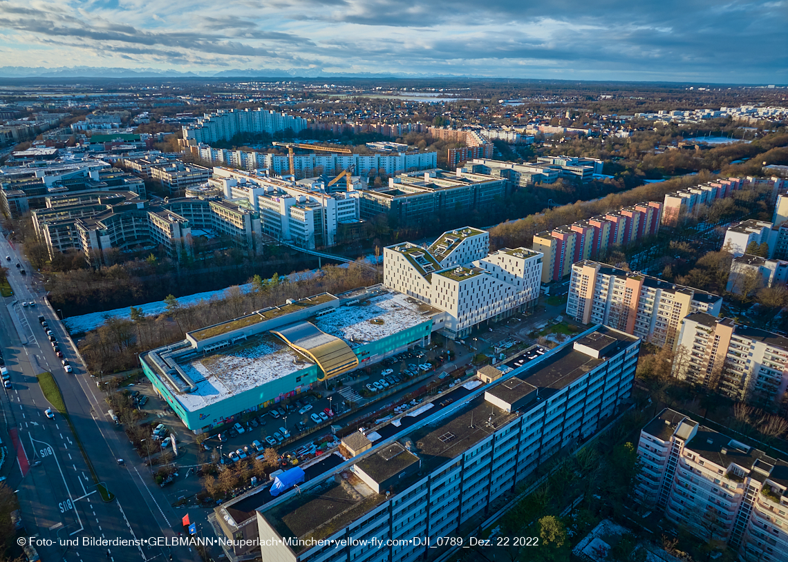 22.12.2022 - Plettzentrum - Rentenversicherung - Ständlerstraße in Neuperlach